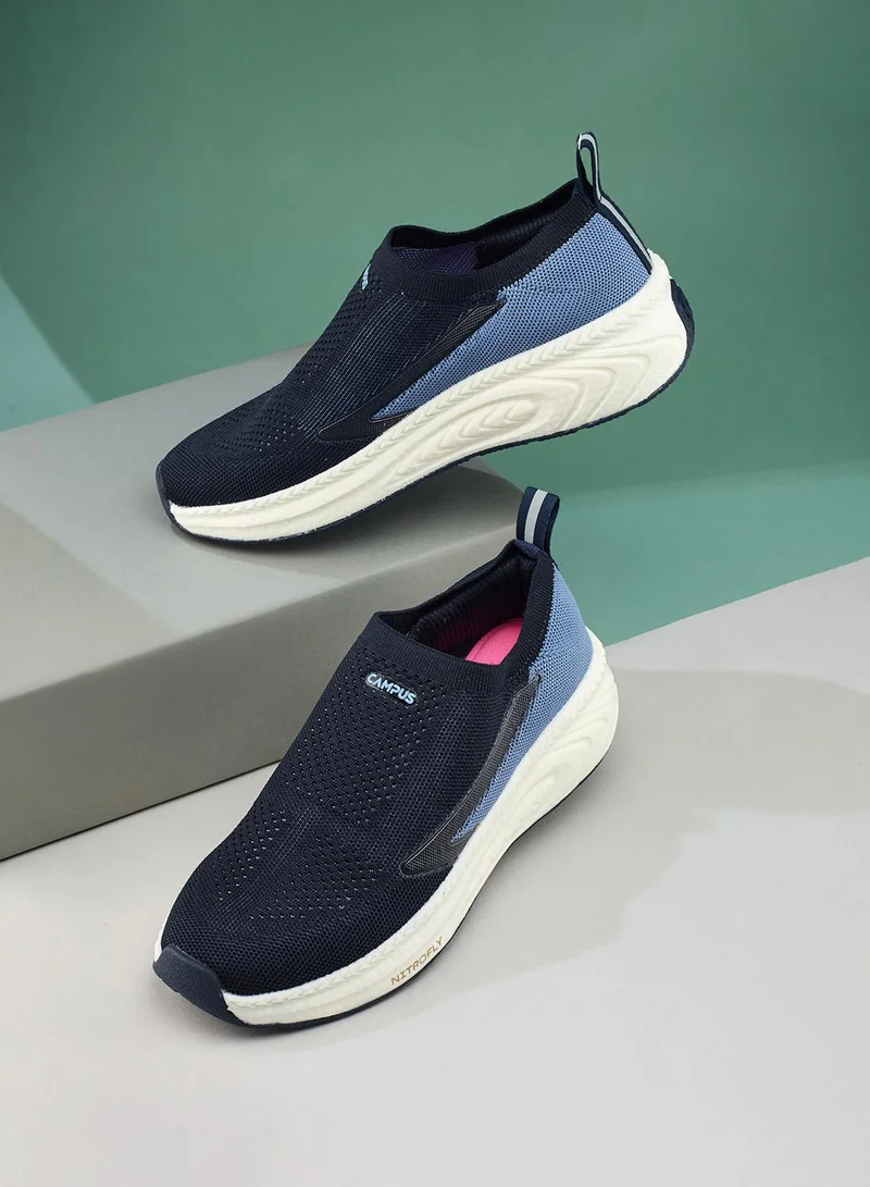 كامبس أحذية نسائية سهلة الارتداء خفيفة الوزن وعصرية للمشي اليومي